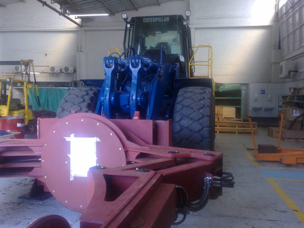 Lubrication system installed on heavy mining equipment